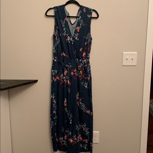 Cotton On Jumpsuit cropped length sz L - Picture 2 of 5